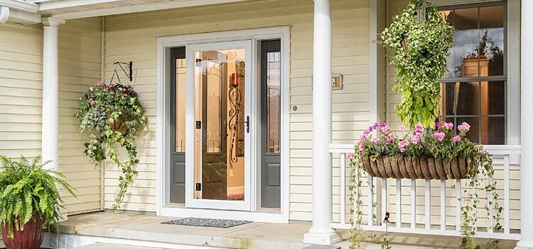 screen door installation in Chowchilla