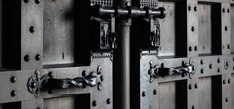 steel entry door repair in Chowchilla